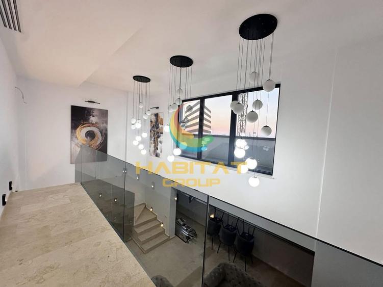 Penthouse cu 3 camere decomandat, mobilat în Sud-Vest
