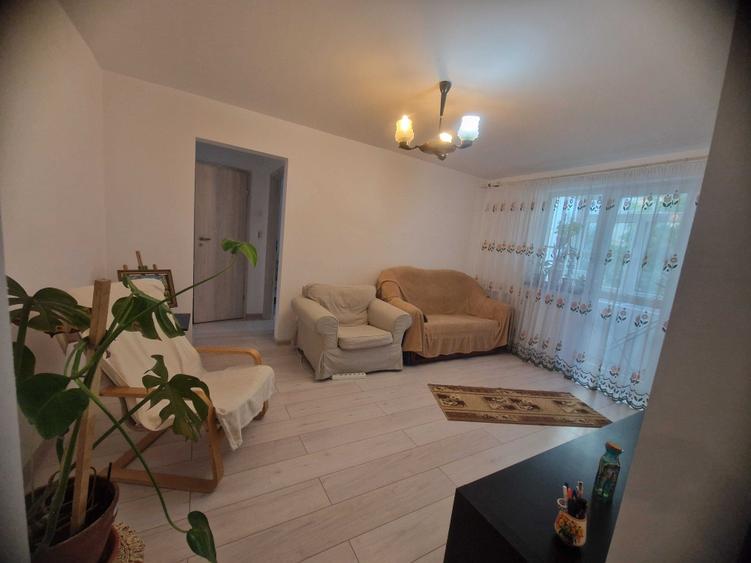 Apartament cu 3 camere în Militari