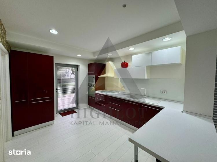 Casă cu 5 camere cu Teren 278 Mp în Central