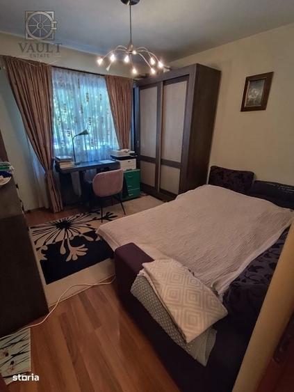 Apartament cu 4 camere decomandat în Sebastian