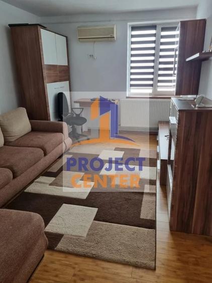 Apartament cu 2 camere semidecomandat în Ultracentral