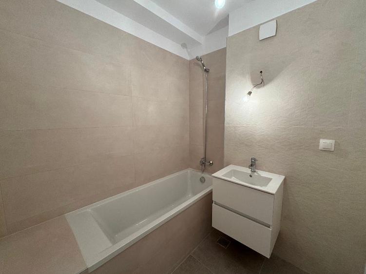 Apartament cu 2 camere în Sisești