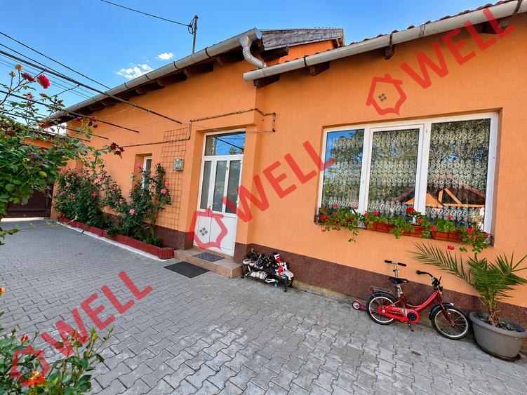 Casă cu 5 camere cu Teren 613 Mp în Bunești