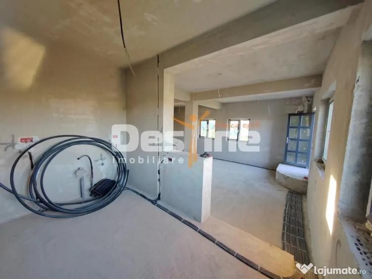 Casă cu 3 camere cu Teren 500 Mp în Lunca Cetățuii