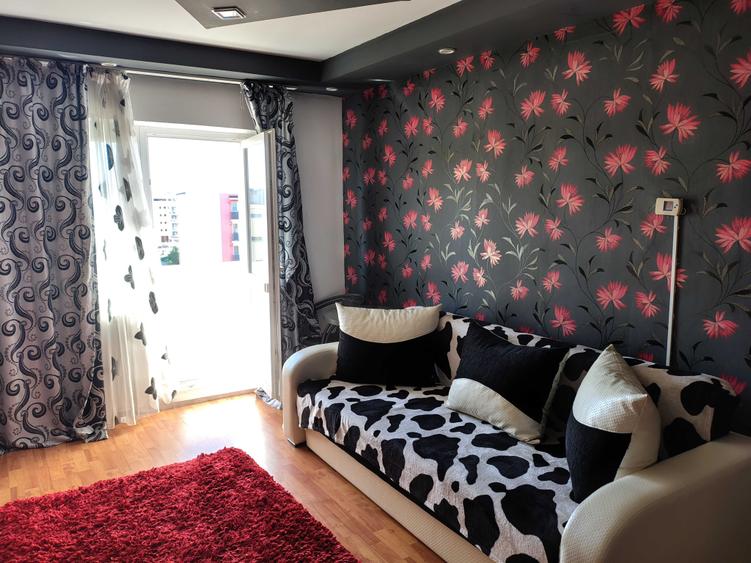 Apartament cu 2 camere decomandat în Sud