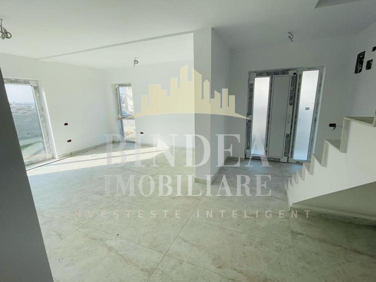 Casă individuală cu 4 camere cu Canalizare în Giarmata