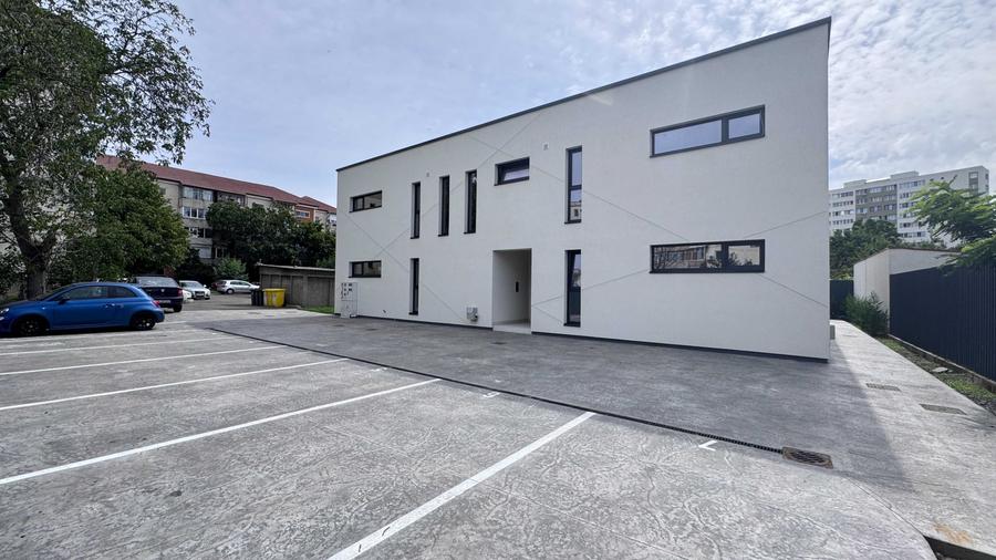 Apartament cu 2 camere decomandat în Bucovina