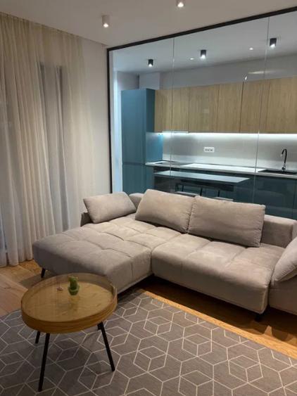 Apartament cu 2 camere decomandat în Pipera