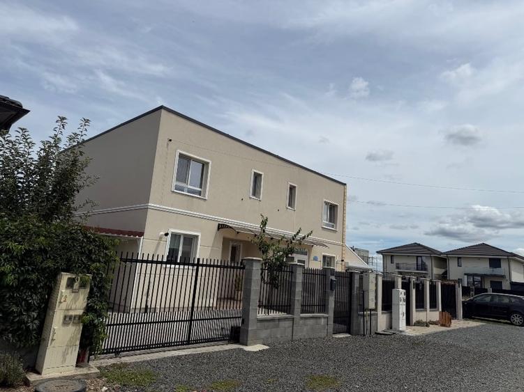 Duplex cu 3 camere cu Garaj în Giroc