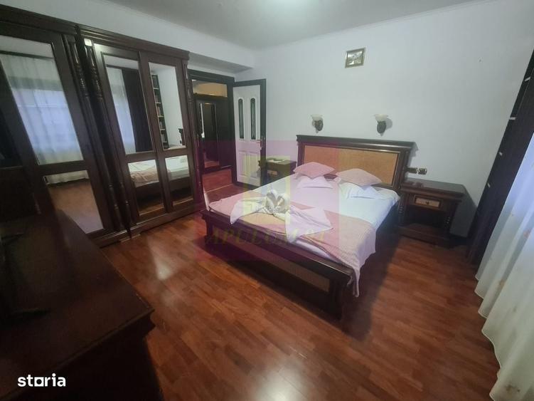 Spațiu comercial, de 742 mp, în Central