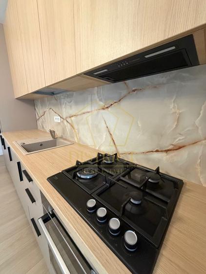 Apartament cu 2 camere semidecomandat, mobilat în Giroc