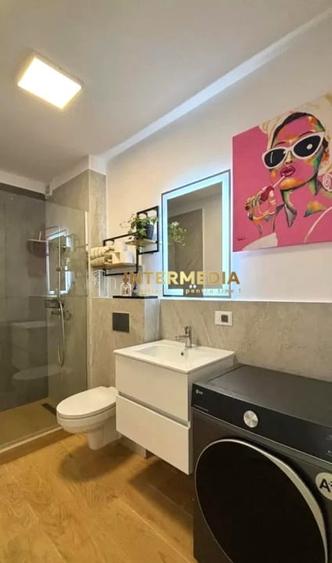 Apartament cu 2 camere semidecomandat, mobilat în Cetate