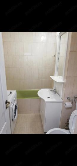 Apartament cu 2 camere decomandat în Intim