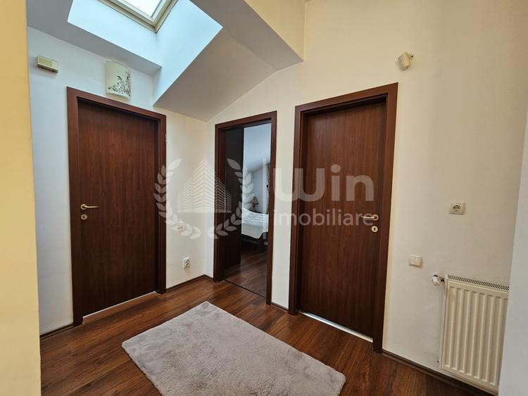 Duplex cu 3 camere cu Canalizare în Bună Ziua