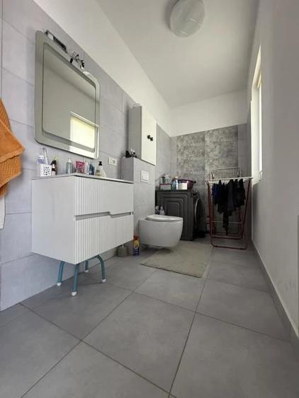 Casă cu 4 camere cu Teren 335 Mp în Șag