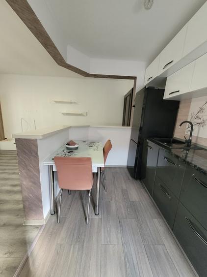 Apartament cu 2 camere semidecomandat în Cumpăna