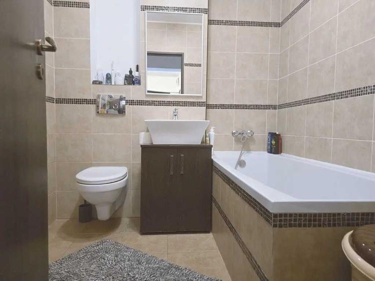 Apartament cu 2 camere decomandat în Centrul Civic