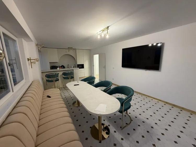 Apartament cu 2 camere decomandat, mobilat în Ploieștiori
