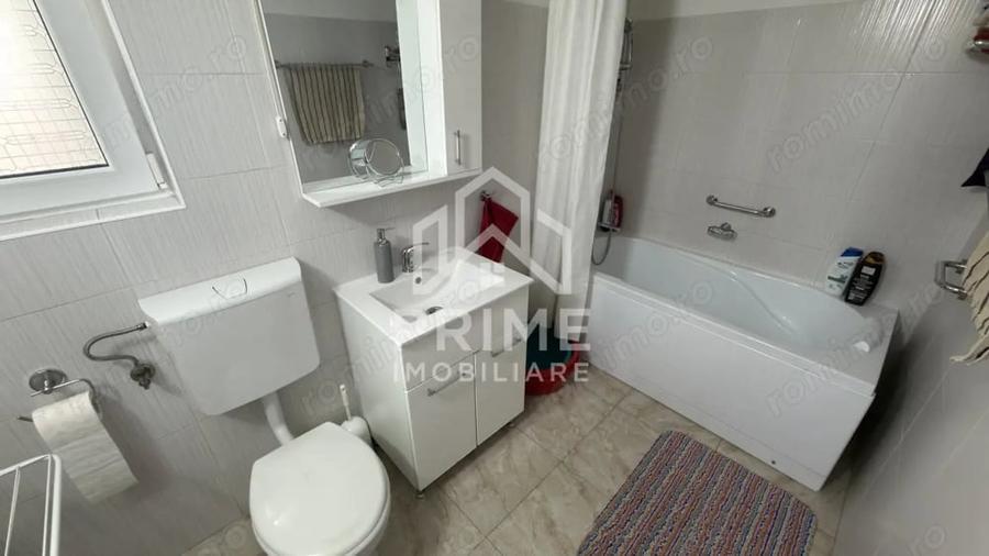 Casă cu 3 camere cu Teren 687 Mp în Teiu