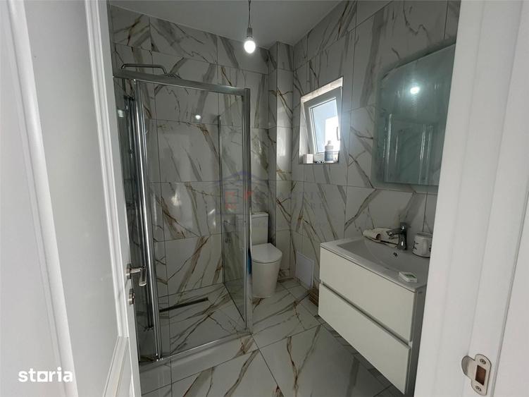 Casă cu 4 camere cu Teren 220 Mp în Ipotești