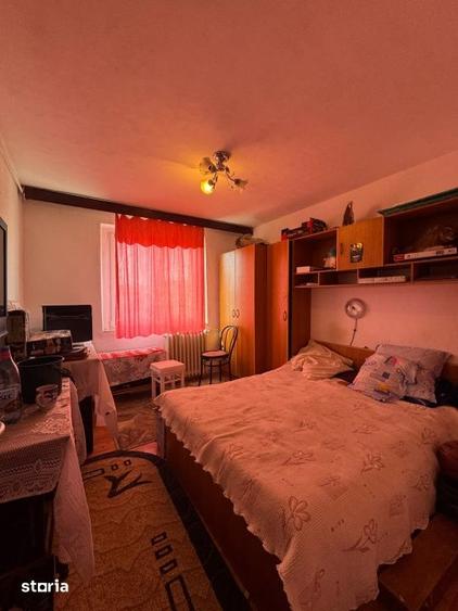 Apartament cu 3 camere decomandat în Dristor