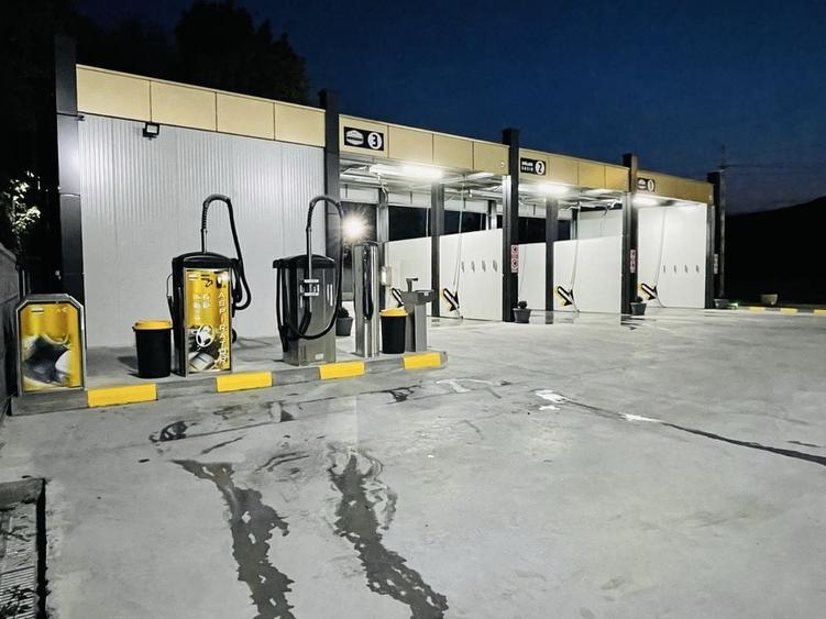 Spațiu comercial, de 900 mp, în Central