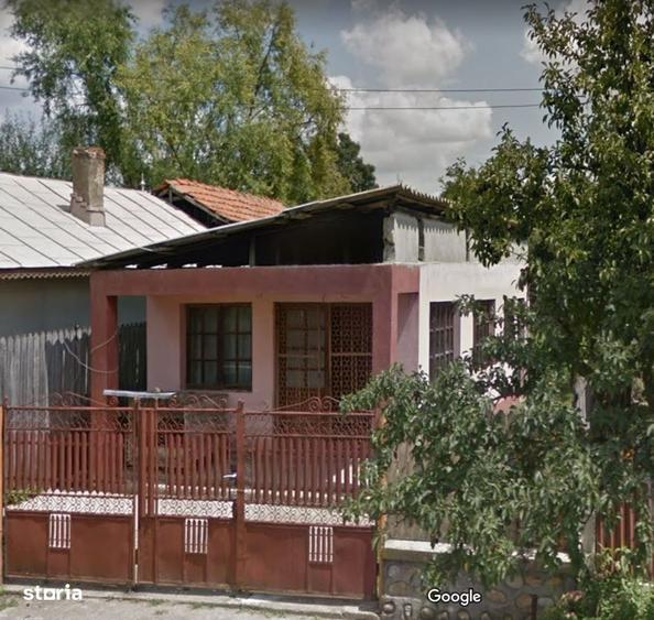 Casă cu 4 camere în Pădureți
