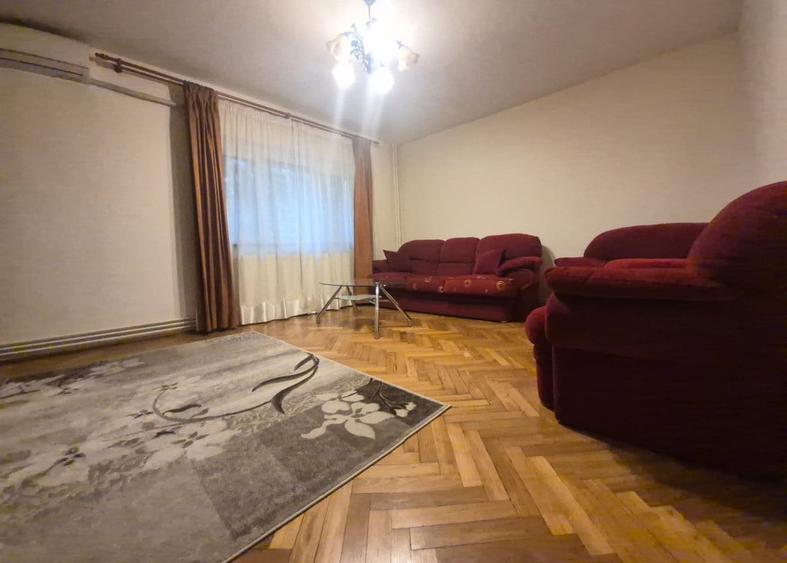 Apartament cu 2 camere decomandat în Drumul Sării