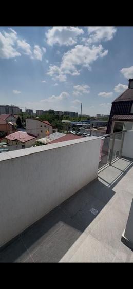 Apartament cu 2 camere decomandat în Apărătorii Patriei