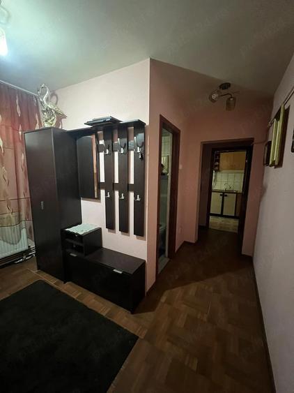 Apartament cu 2 camere decomandat în Exterior Vest