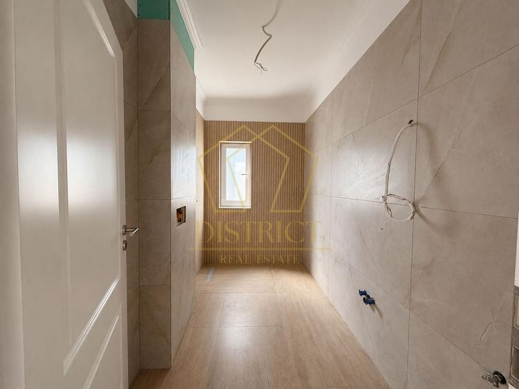 Duplex cu 4 camere cu Canalizare în Moșnița Veche