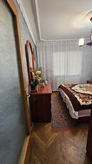 Apartament cu 2 camere decomandat în Micro 13