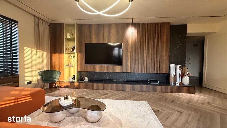 Apartament cu 3 camere în Decebal