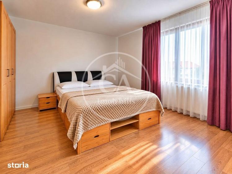 Apartament cu 4 camere decomandat în Sânmartin