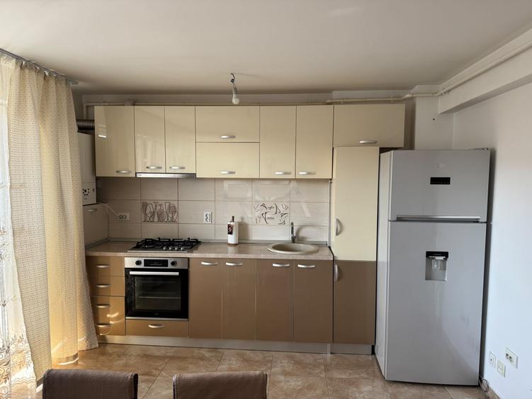 Apartament cu 3 camere decomandat, mobilat în Apărătorii Patriei