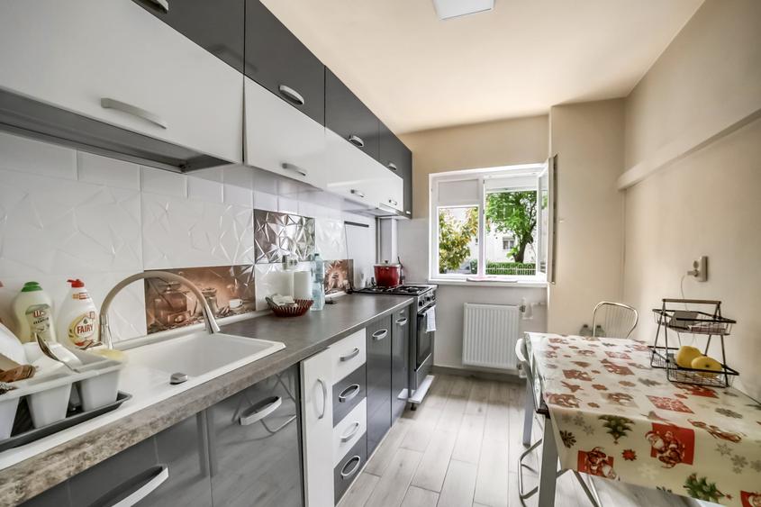 Apartament cu 2 camere decomandat, mobilat în Dristor