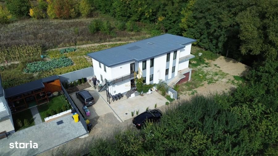 Casă cu 6 camere cu Teren 202 Mp în Central