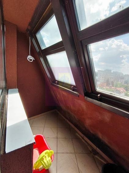 Apartament cu 2 camere nedecomandat în Vitan Mall
