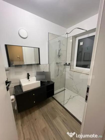 Casă cu 4 camere cu Teren 180 Mp în Central