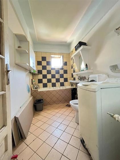Apartament cu 2 camere semidecomandat în Dâmbovița