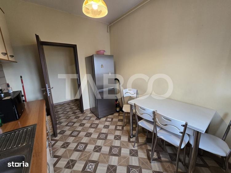 Apartament cu 2 camere decomandat în Piața Cluj