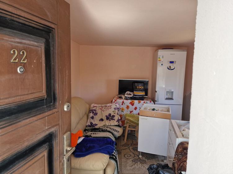 Casă cu 3 camere în Cotu