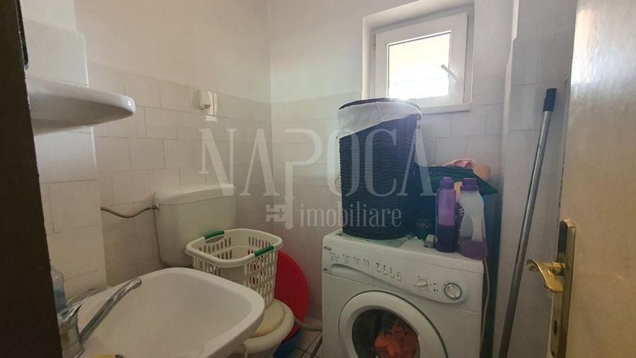 Apartament cu 3 camere decomandat, mobilat în Dacia