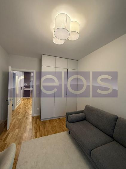 Apartament cu 3 camere, mobilat în Străulești