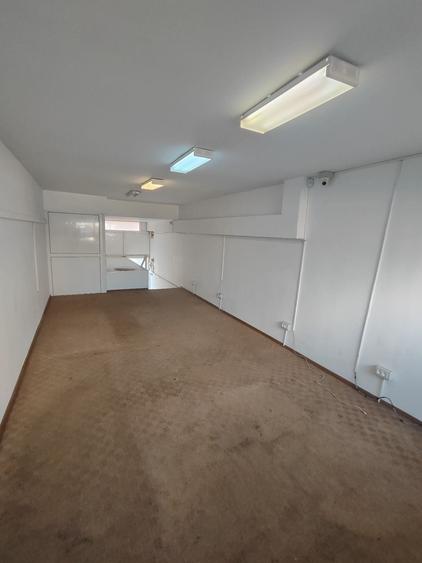 Spațiu comercial, de 29 mp, în Central