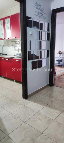 Apartament cu 2 camere decomandat de inchiriat.