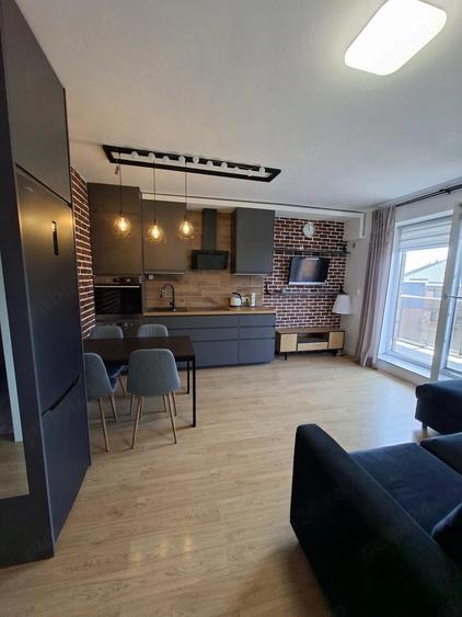 Apartament cu 2 camere decomandat în Chinteni