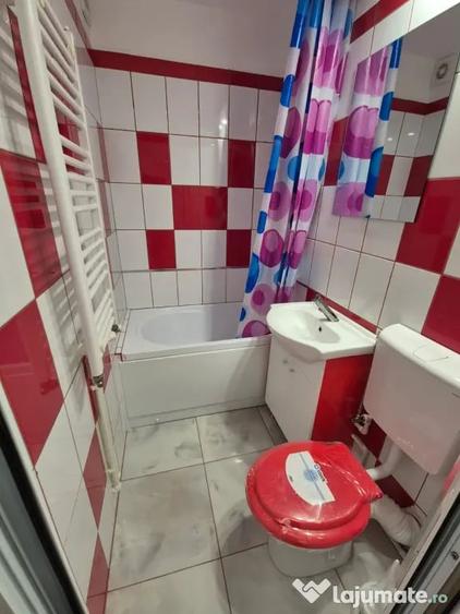 Apartament cu 2 camere semidecomandat în Apollo