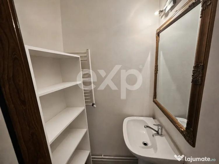 Apartament cu 3 camere decomandat în Central