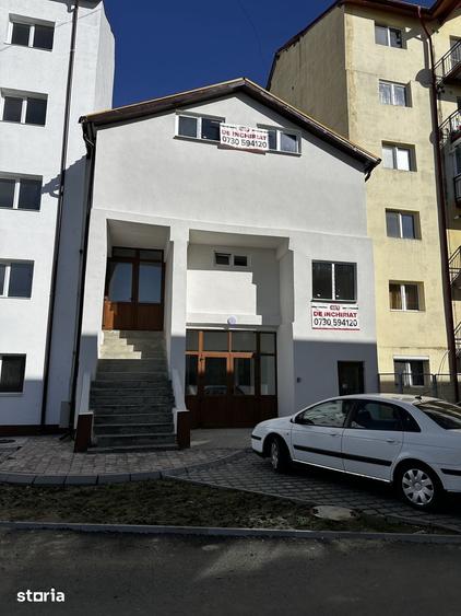 Spațiu comercial, de 310 mp, în Central